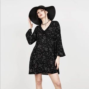 HEMLOCK BELL SLEEVE MINI DRESS DISTURBIA